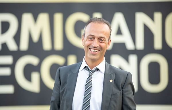 DAZI USA, ALLARME CONSORZIO PARMIGIANO REGGIANO”RISCHIO CROLLO CONSUMI”