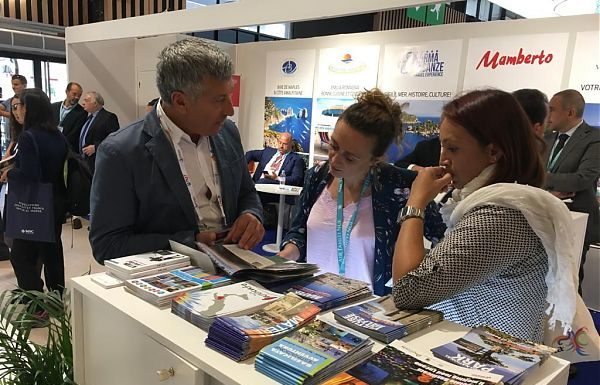 AGENZIA PROMOZIONE TERRITORIALE A FIERA TURISMO DI PARIGI