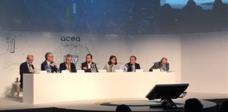 INTELLIGENZA ARTIFICIALE, AZIENDE A CONFRONTO