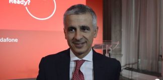 VODAFONE LANCIA IL 5G IN ITALIA