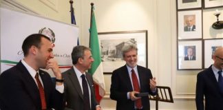 AMBASCIATA ITALIANA OSLO 1^ PLASTIC FREE AL MONDO