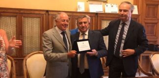 RICONOSCIMENTO DEL COMUNE DI BARI AL PROFESSOR RUBINO