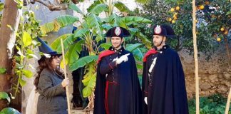 CARABINIERI IN UNIFORME STORICA A TROPEA