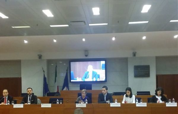 CONSIGLIO ‘PARALIZZATO’ DA CONSIGLIERI CHE LASCIANO AULA