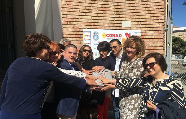 CONAD E ORLANDINA DONANO DEFIBRILLATORE AL TOMASI DI LAMPEDUSA