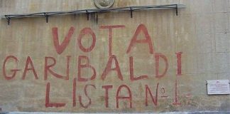 ROMA, CANCELLATA STORICA SCRITTA “VOTA GARIBALDI”