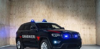 JEEP GRAND CHEROKEE “INDOSSA” DIVISA CARABINIERI