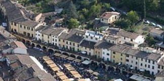 TOSCANA: BANDO PER RIQUALIFICAZIONE CENTRI COMMERCIALI NATURALI