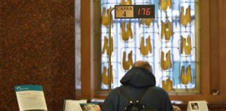 AL SUD SPORTELLI BANCARI IN CALO DEL 22,7%