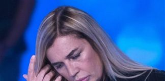 LORY DEL SANTO “MIO FIGLIO SI E’ TOLTO LA VITA”