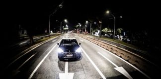 UN VIAGGIO NEL GLAMROCK A BORDO DI DS 3 CAFE RACER