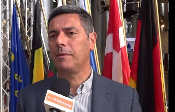 LA VIA “CAMBIARE REGOLE ASSEGNAZIONE AGENZIE UE”