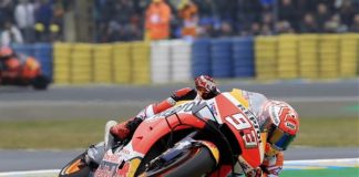 MARQUEZ GUIDA LE LIBERE IN AUSTRIA, ROSSI FATICA