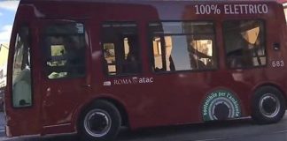 ROMA, TORNANO I MINIBUS ELETTRICI IN CENTRO