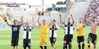 FROSINONE FA HARAKIRI, PARMA RITORNA IN SERIE A