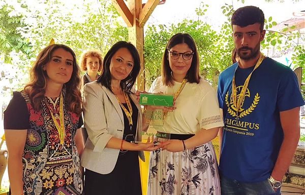 PALMERI CONSEGNA OSCAR GREEN A GIOVANI IMPRENDITORI AGRICOLI