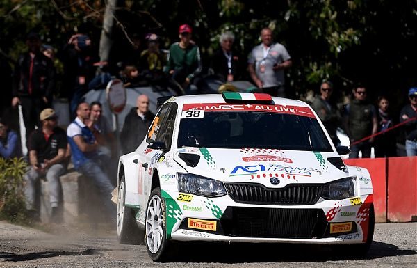 DEBUTTO VINCENTE DEI NUOVI PIRELLI P ZERO RA