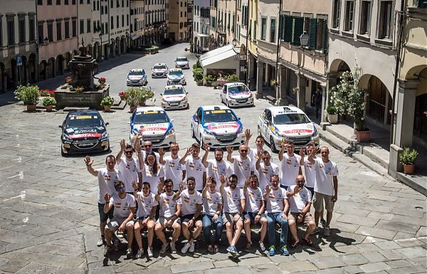 CON IL 208 CUP TOP AL VIA IL 4^ PEUGEOT COMPETITION
