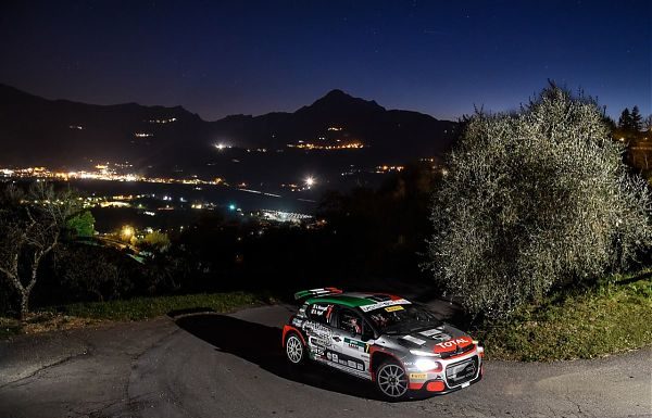 AL CIOCCO CITROËN C3 R5 SUL PODIO CON LUCA ROSSETTI