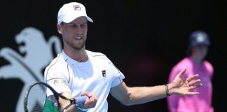SEPPI AVANTI A SYDNEY, GIORGI KO CONTRO KERBER