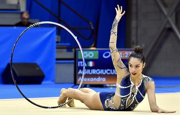 A TARRAGONA AZZURRE DELLA RITMICA PROTAGONISTE