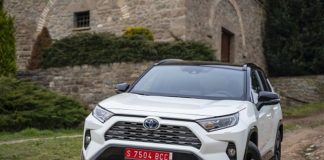 QUINTA GENERAZIONE PER TOYOTA RAV4 HYBRID