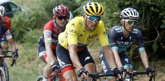 ACUTO DI GROENEWEGEN, VAN AVERMAET RESTA IN GIALLO