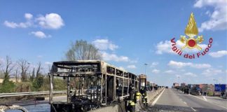 AUTISTA DA’ FUOCO A SCUOLABUS, FERMATO