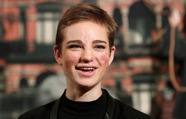 BEBE VIO IN PEDANA ANCHE NELLA SCIABOLA