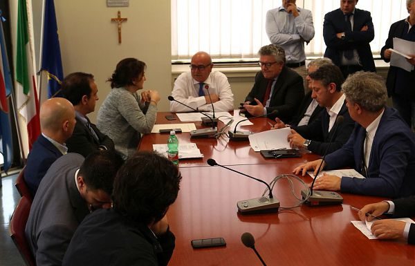 ACERRA, DORIA RITIRA OBBLIGO TRASFERIMENTO OPERAI A PARMA