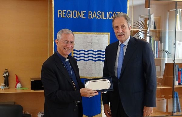 BARDI RICEVE L’ARCIVESCOVO DI MATERA-IRSINA CAIAZZO