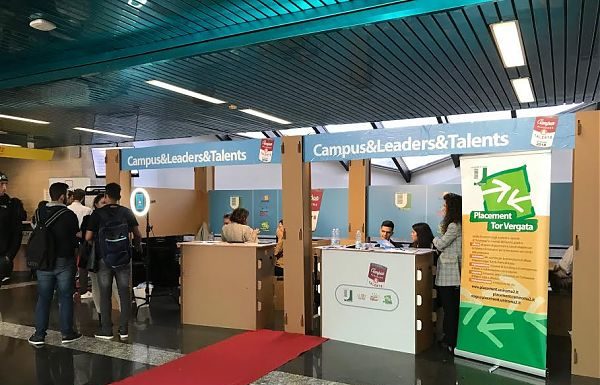 35 AZIENDE E 1000 ISCRITTI AL CAREER DAY