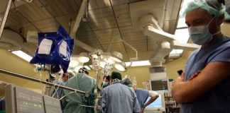 PADOVA, TASK-FORCE RIMUOVE TUMORE RENALE ESTESO A CUORE