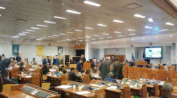 RISCHIO DISIMPEGNO FONDI UE AL CENTRO DEL QUESTION TIME