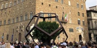 DODECAEDRO DI LEONARDO IN PIAZZA SIGNORIA A FIRENZE