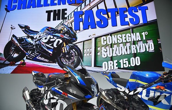 CONSEGNATA A EICMA LA PRIMA SUZUKI RYUYO