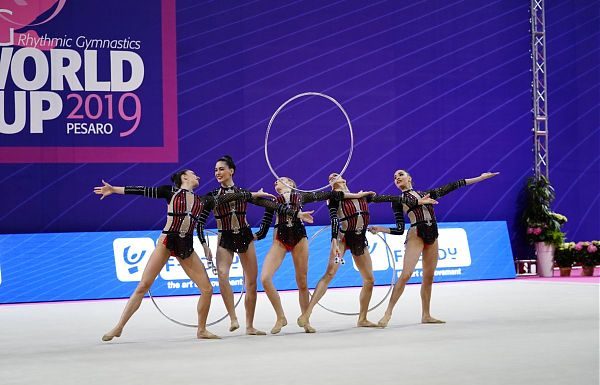 RITMICA. A PESARO FARFALLE DI BRONZO NELL’ALL AROUND