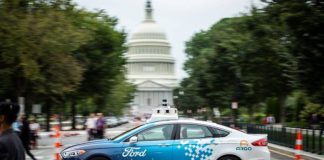 FORD, TEST GUIDA AUTONOMA PER STRADE WASHINGTON
