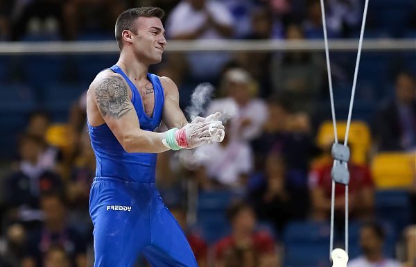 L’AZZURRO LODADIO BRONZO IRIDATO AGLI ANELLI