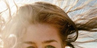 HOOVERPHONIC, ESCE LOOKING FOR STARS, OSPITI X FACTOR