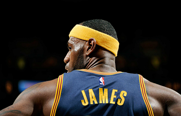 Nba, Lakers e Bucks chiudono i conti e Houston va sul 3-2