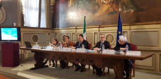 MALATTIE RARE, IN UN LIBRO LE DIFFICOLTÀ DI PAZIENTI E FAMIGLIE