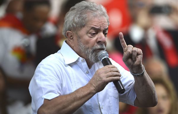 LULA E LA PRECARIETÀ DI DEMOCRAZIA ED ECONOMIA
