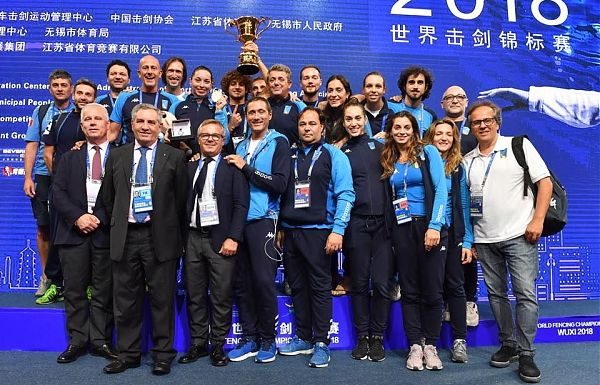 NAVARRIA D’ORO, SCIABOLATORI A SECCO