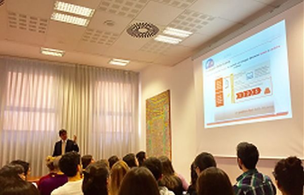 PRESENTATA AZIENDA A STUDENTI UNIVERSITÀ FIRENZE