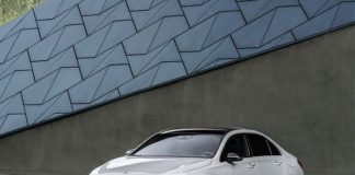 NUOVA CLASSE A IN VERSIONE TRE VOLUMI