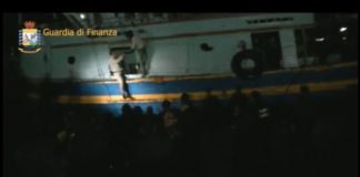 MIGRANTI, LAMPEDUSA RICORDA IL NAUFRAGIO DEL 2013