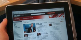 GIOVANI, 75% UNDER 29 SI INFORMA ON LINE