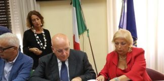 OLIVERIO FIRMA DUE PROTOCOLLI LEGALITÀ