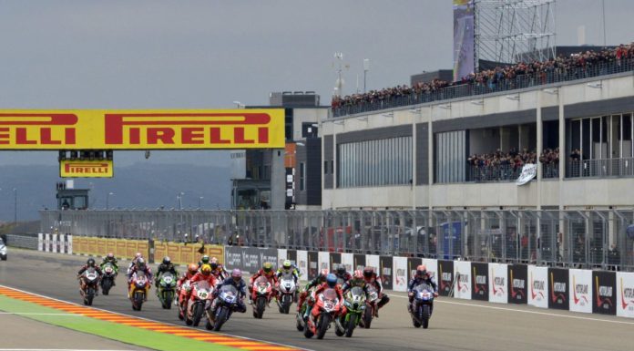 GP ARAGON. GARA 1 VA A REA DAVANTI A DAVIES E FORÉS